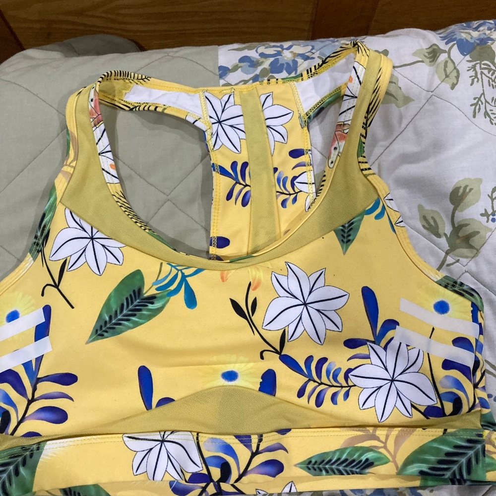 Zyia yellow floral reflective bra, size medium, like new